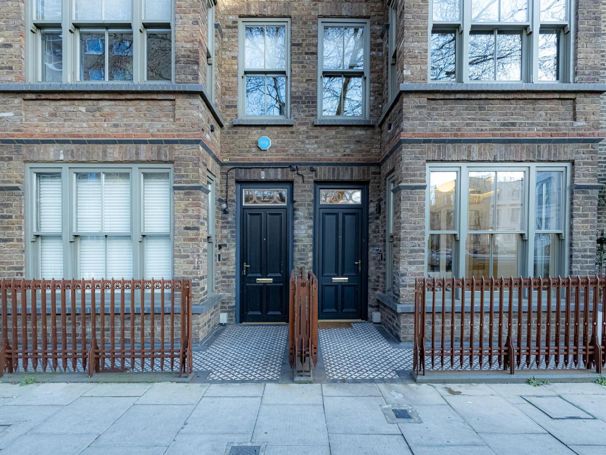 Modern Deluxe Five Bedroom House Near Chalk Farm Station By Belvilla London Exterior photo