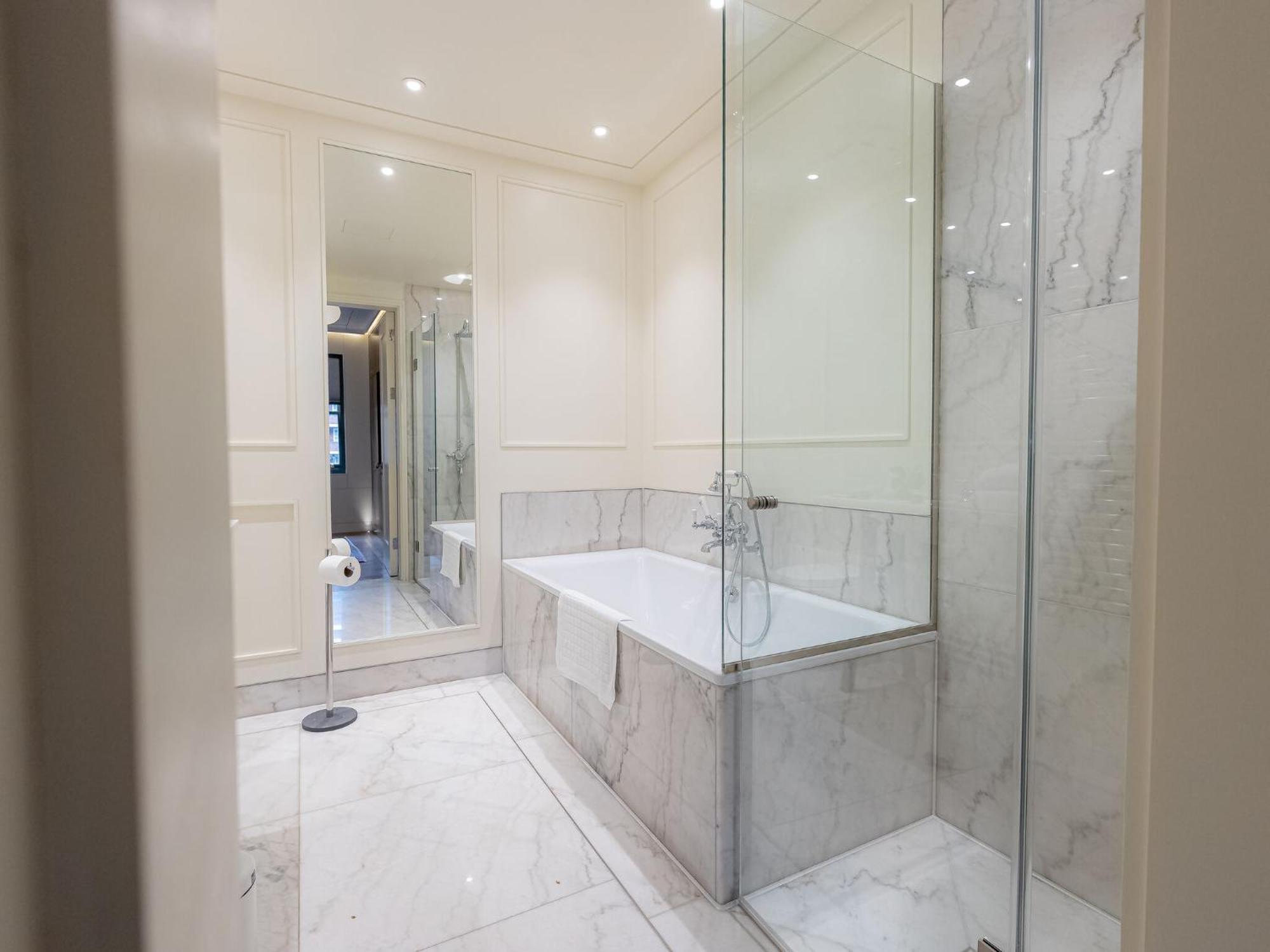 Modern Deluxe Five Bedroom House Near Chalk Farm Station By Belvilla London Exterior photo